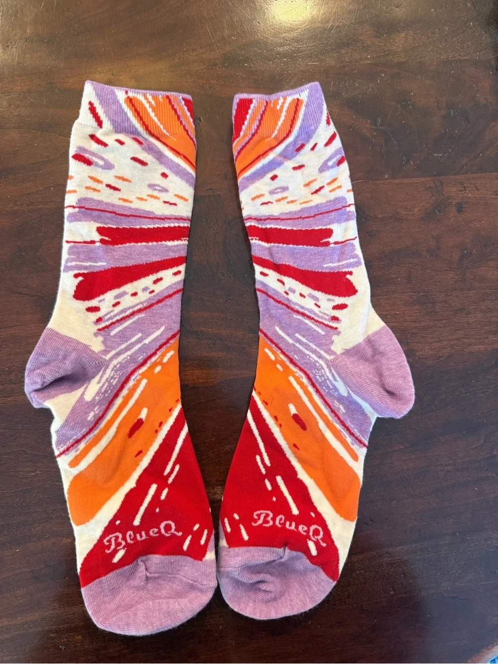 'I'm a Girl' Graphic Crew Socks - Red & Purple